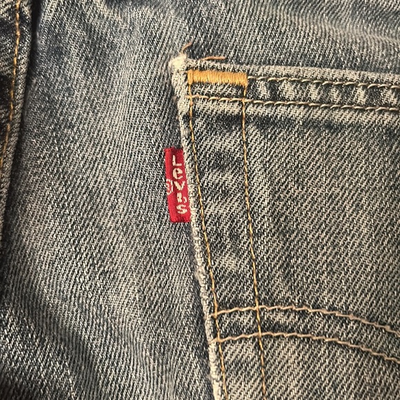 Levi Strauss distressed straight fit jeans - Picture 3 of 4